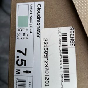 ON Cloudmonster Sneakers